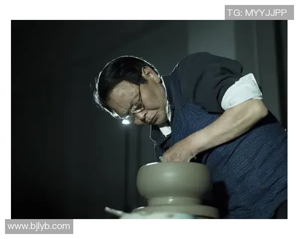 朱荣振的艺术之路:从平凡到卓越的心灵探索与创作历程 朱荣振的艺术之路:从平凡到卓越的心灵探索与创作历程